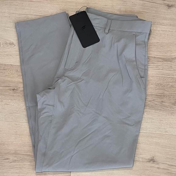 NWT Fabletics Men’s The Only Pant - Picture 2 of 6